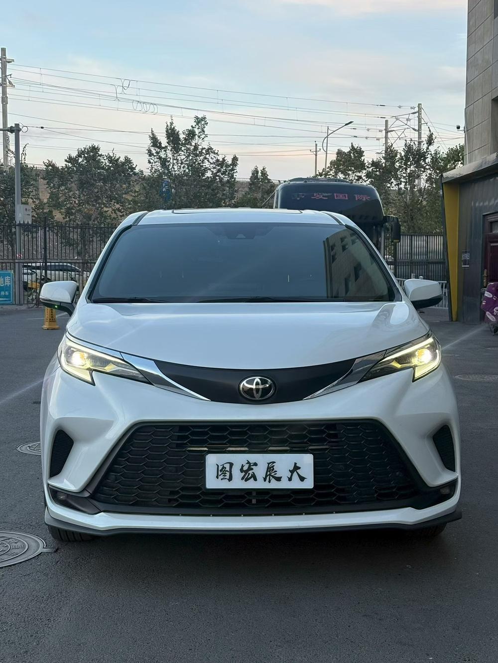 Toyota Granvia