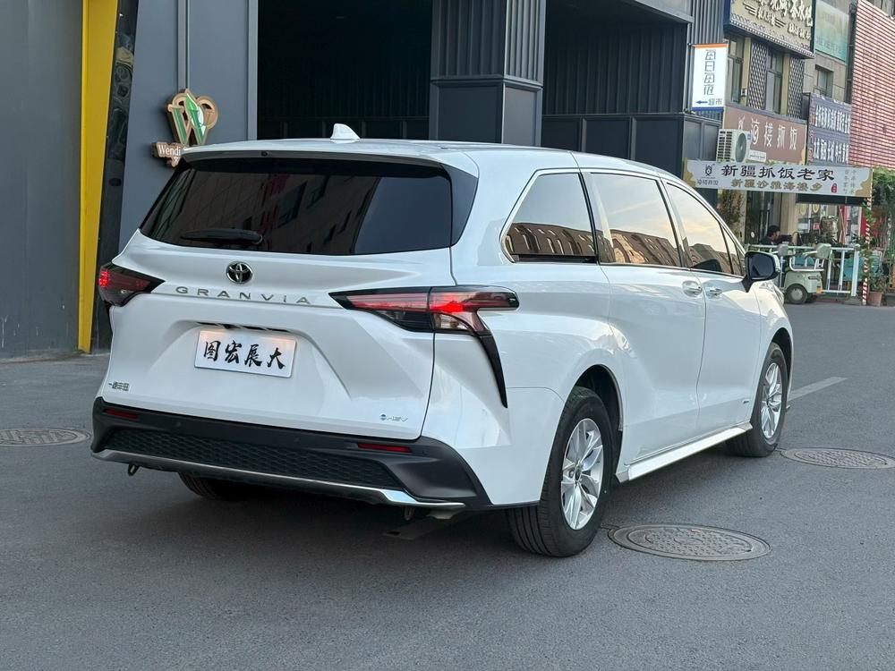Toyota Granvia