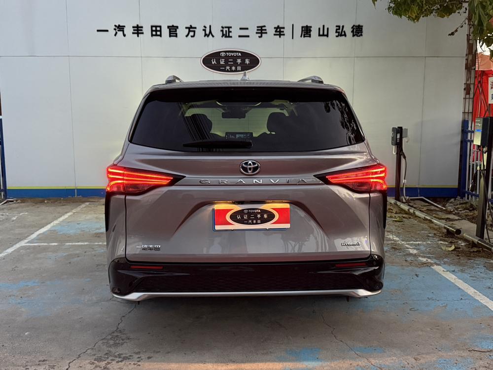 Toyota Granvia