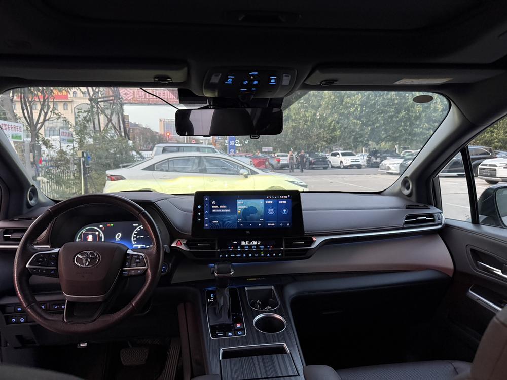 Toyota Granvia