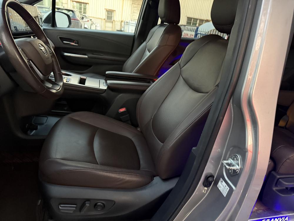 Toyota Granvia
