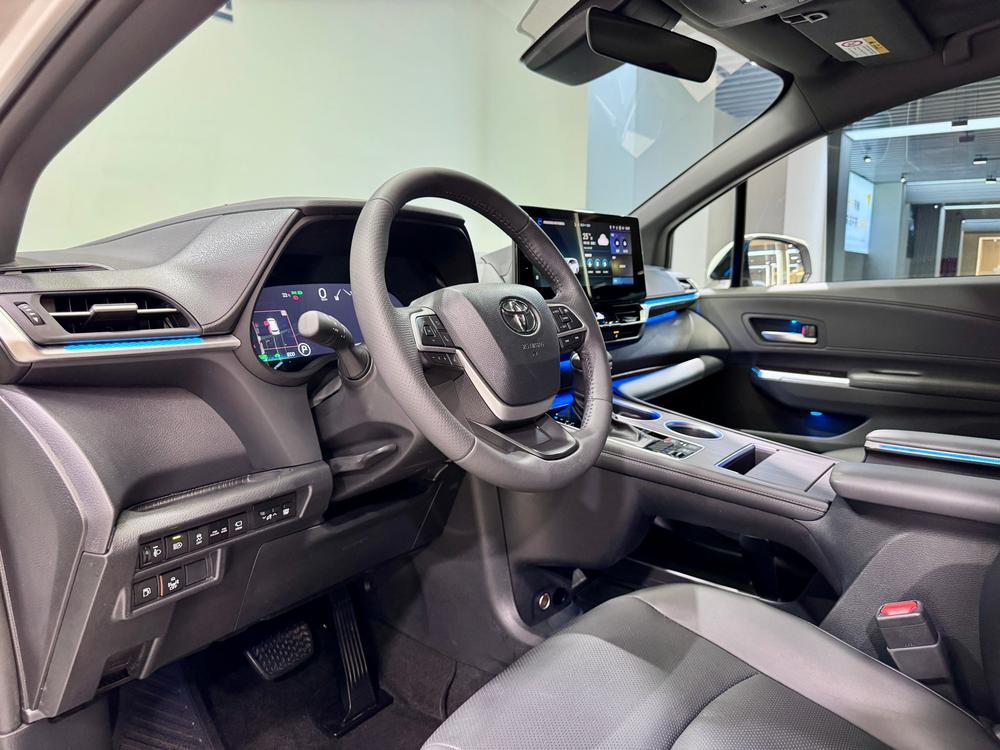 Toyota Granvia
