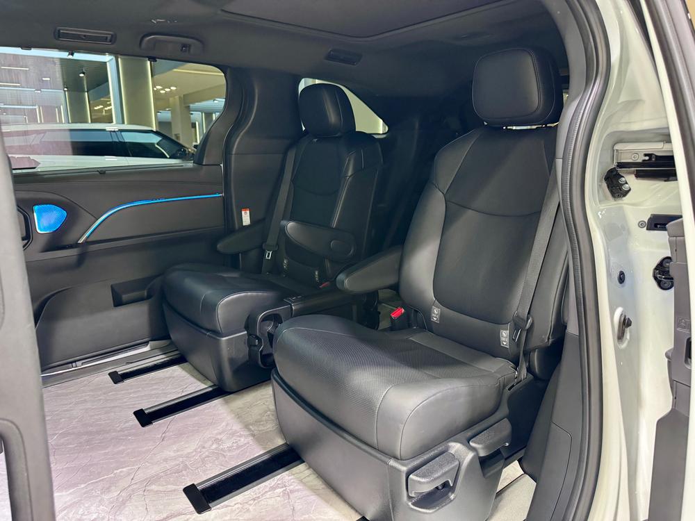 Toyota Granvia