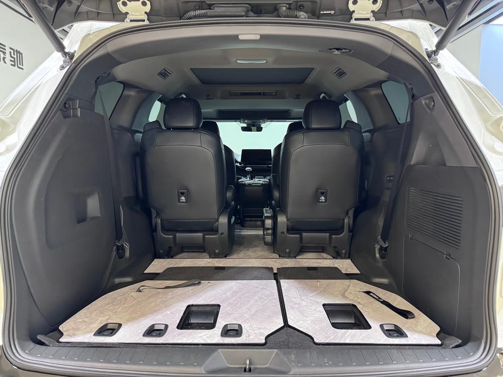 Toyota Granvia