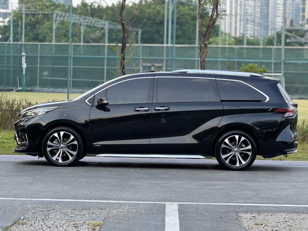 Toyota Granvia