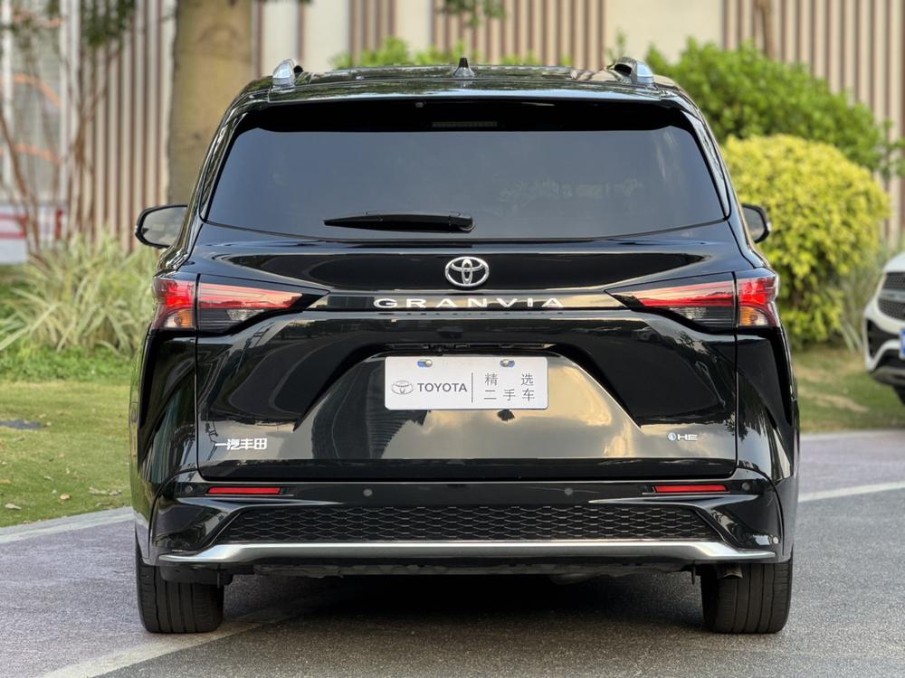 Toyota Granvia
