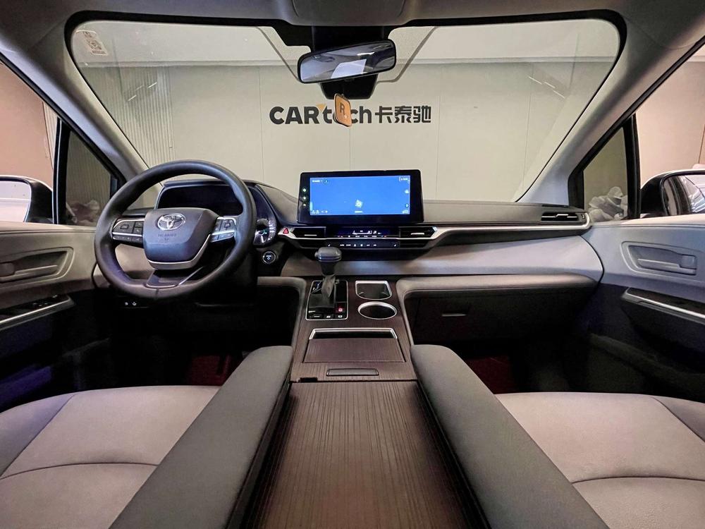 Toyota Granvia