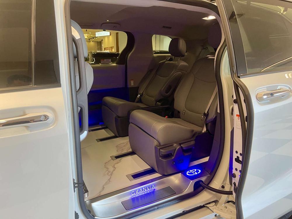 Toyota Granvia