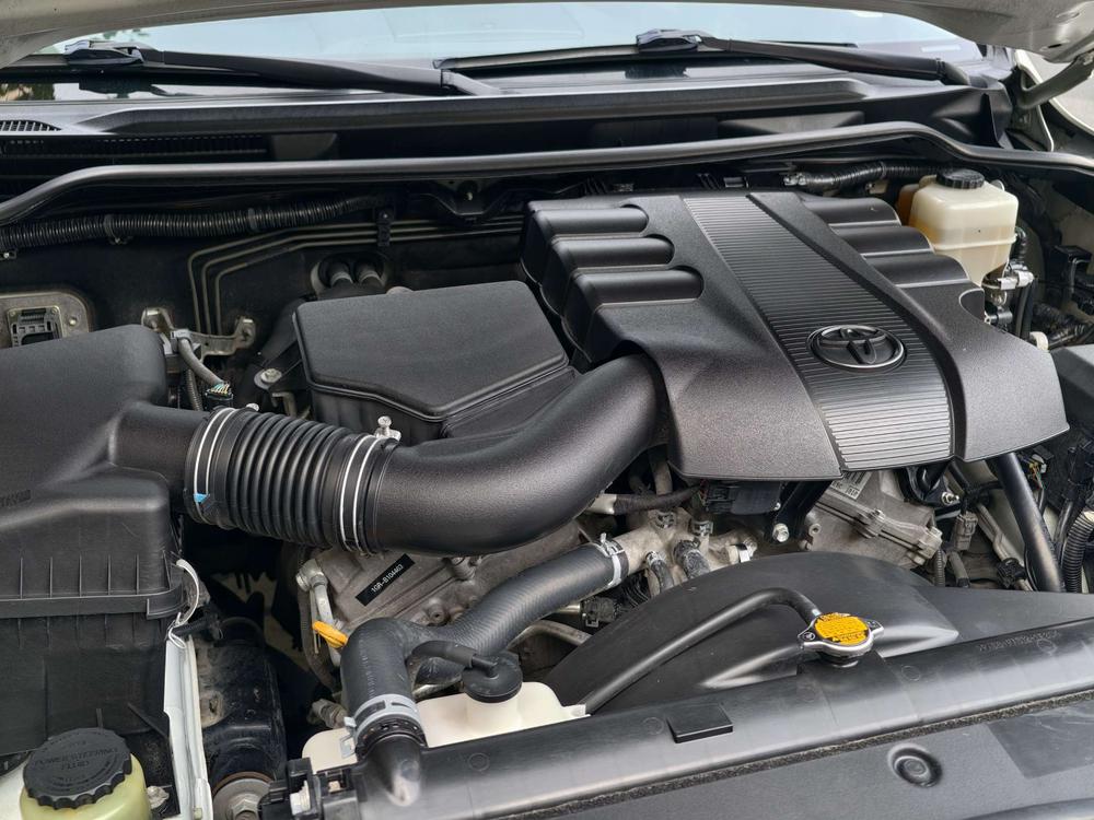 Toyota Land Cruiser (Import)