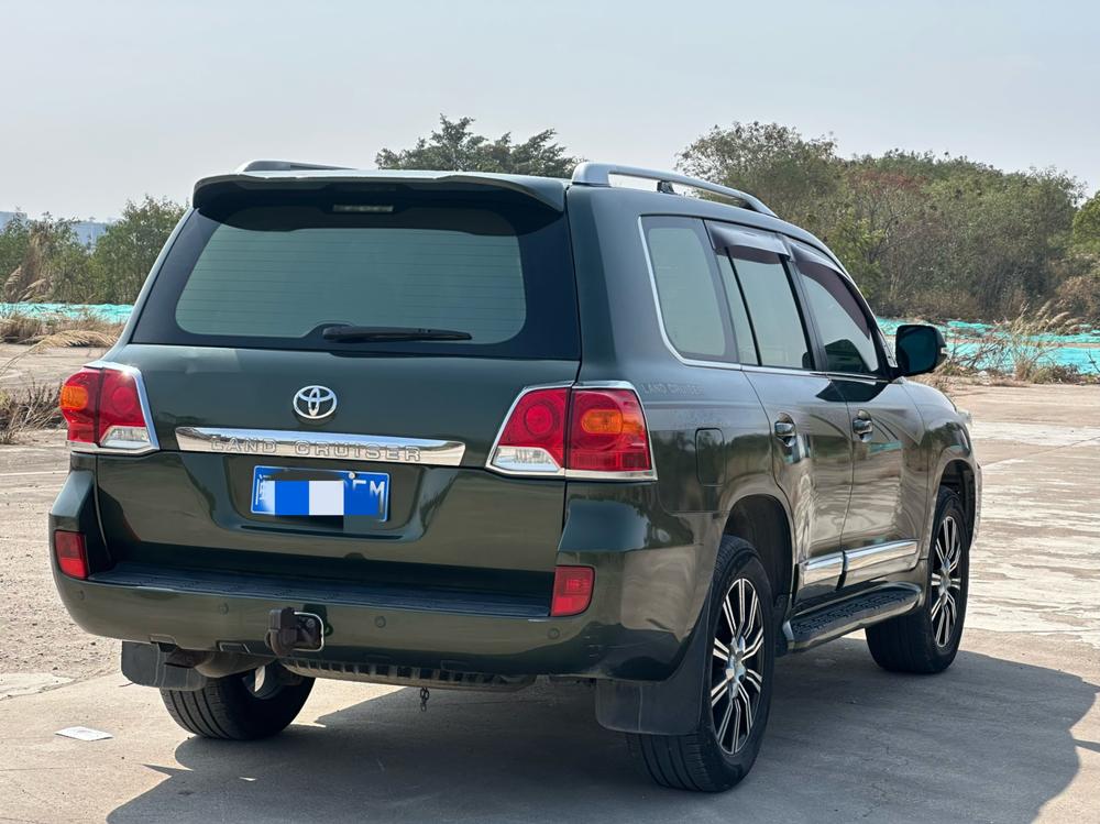 Toyota Land Cruiser (Import)