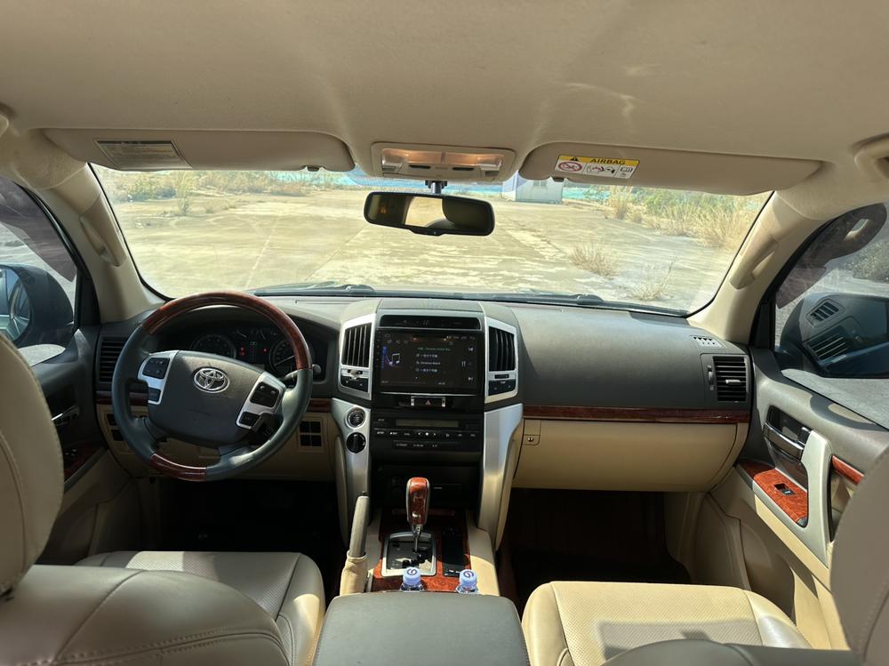 Toyota Land Cruiser (Import)