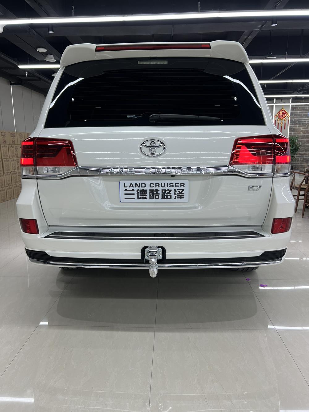 Toyota Land Cruiser (Import)