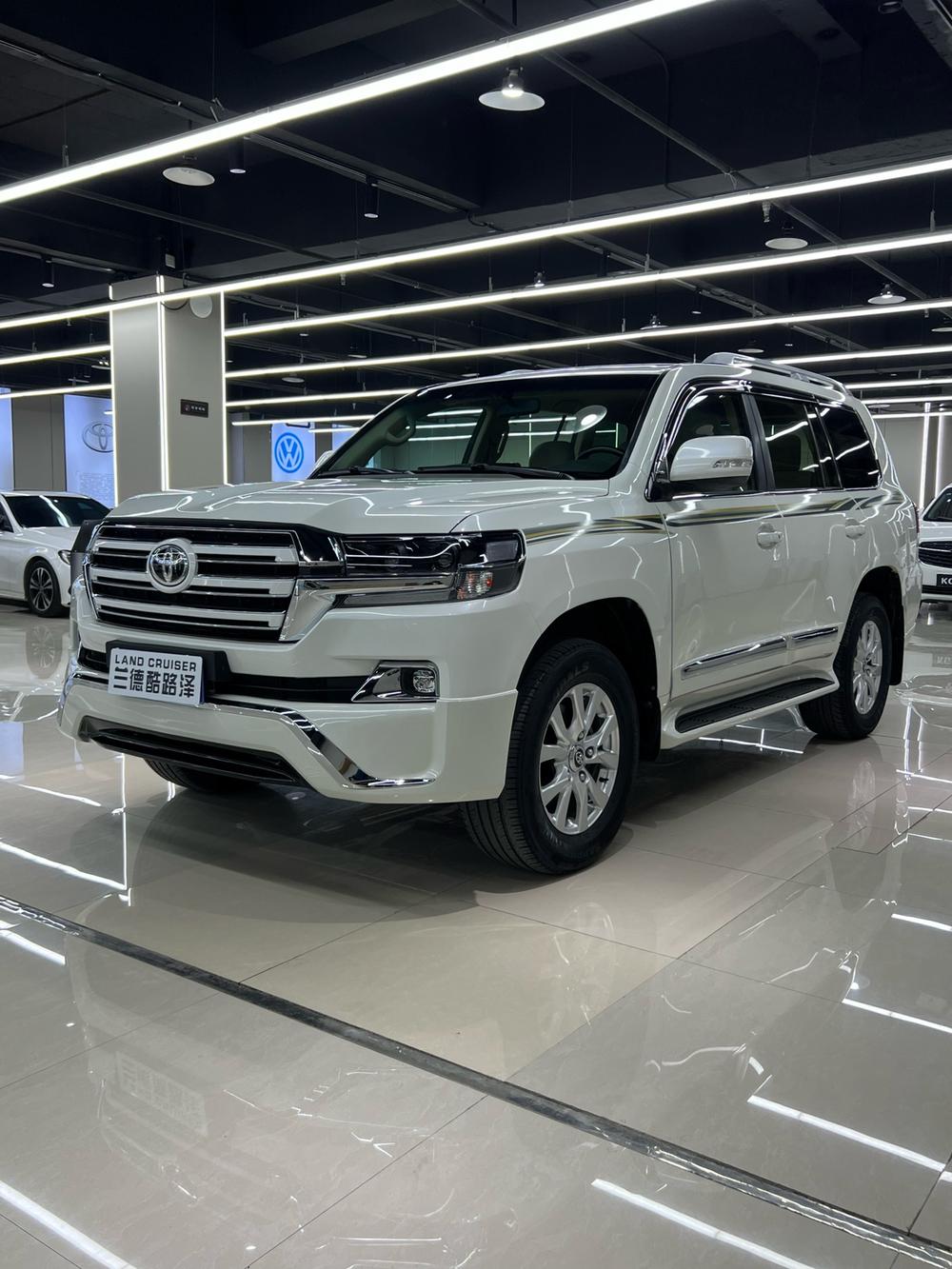 Toyota Land Cruiser (Import)