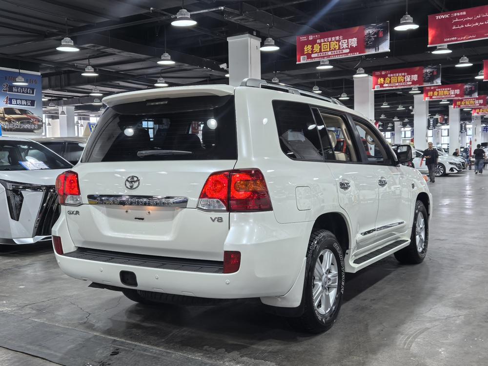Toyota Land Cruiser (Import)