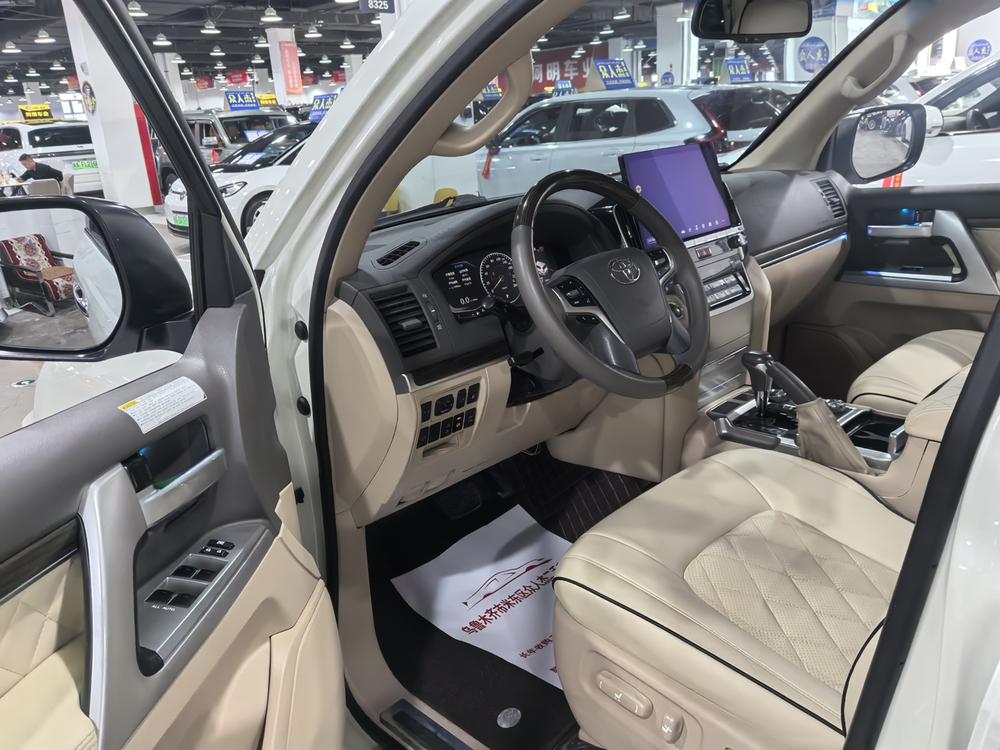 Toyota Land Cruiser (Import)