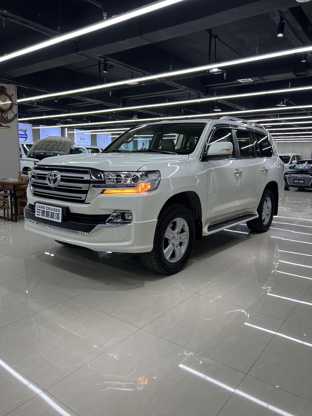 Toyota Land Cruiser (Import)