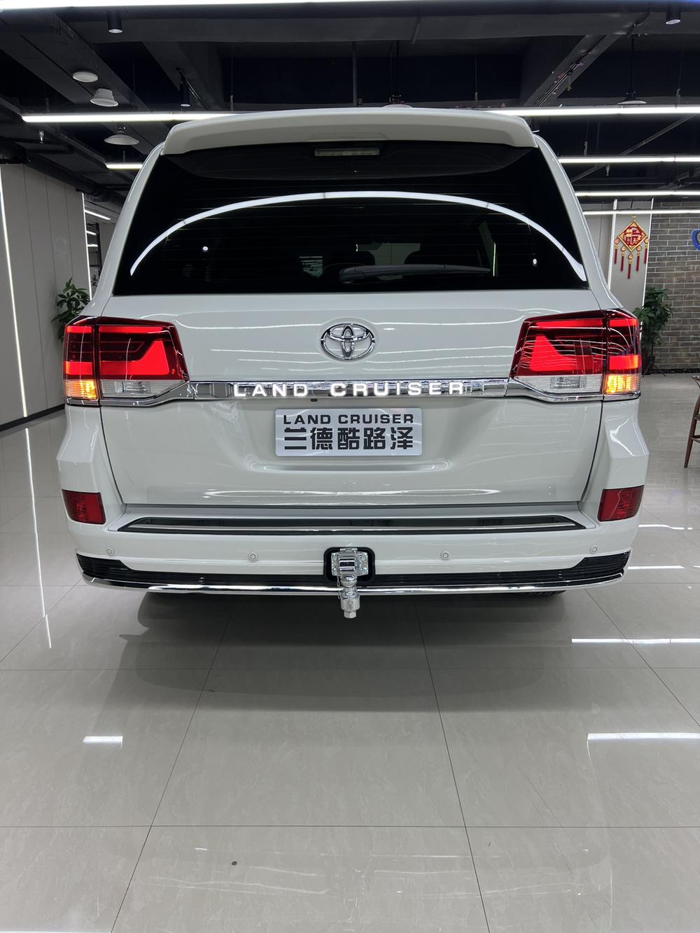 Toyota Land Cruiser (Import)