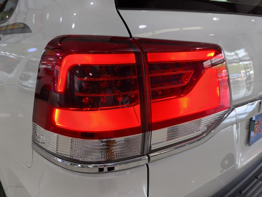 Toyota Land Cruiser (Import)