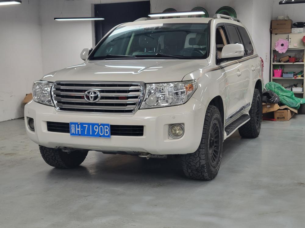 Toyota Land Cruiser (Import)