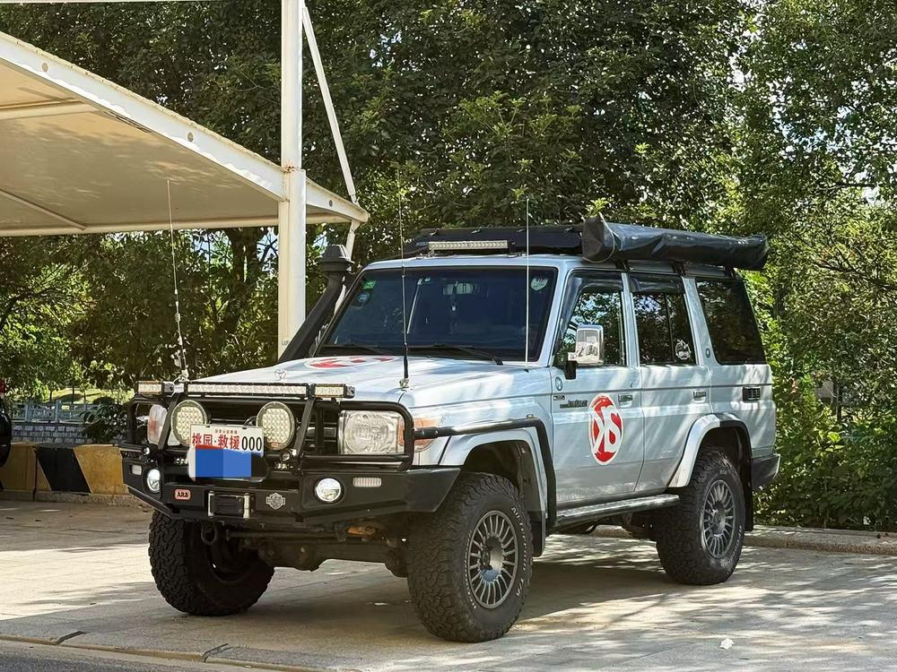 Toyota Land Cruiser (Import)