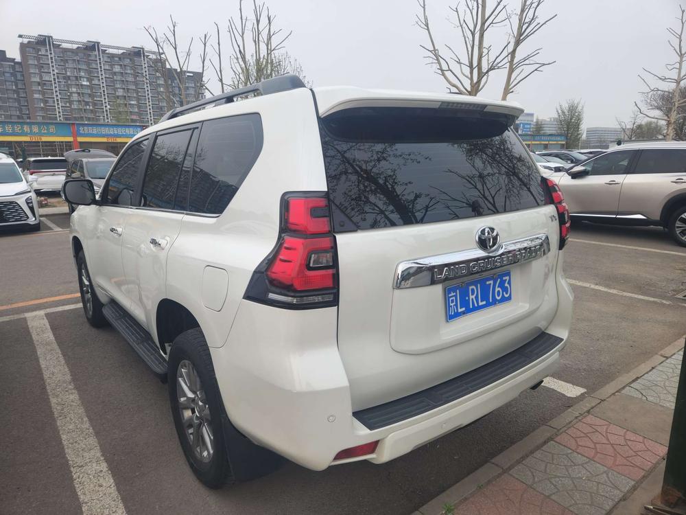 Toyota Prado