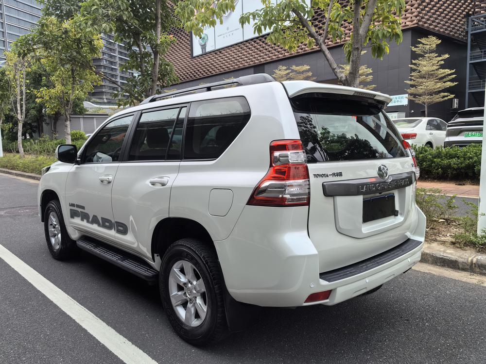 Toyota Prado