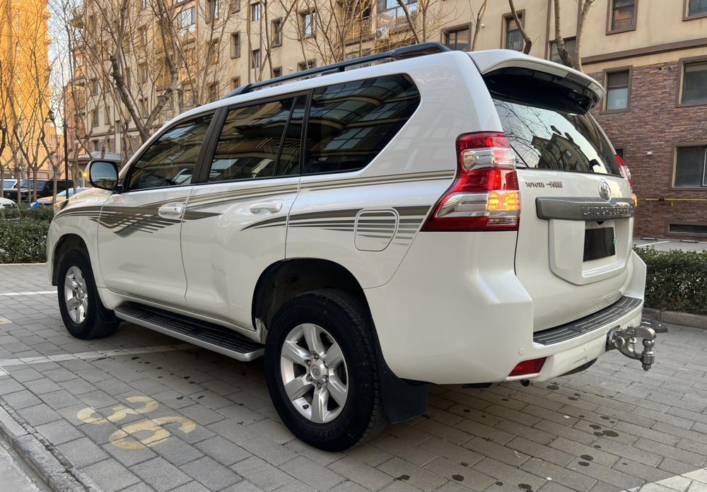 Toyota Prado