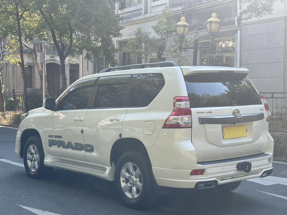Toyota Prado