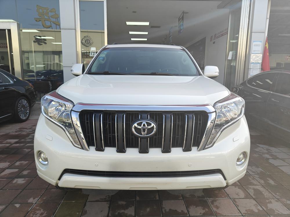 Toyota Prado