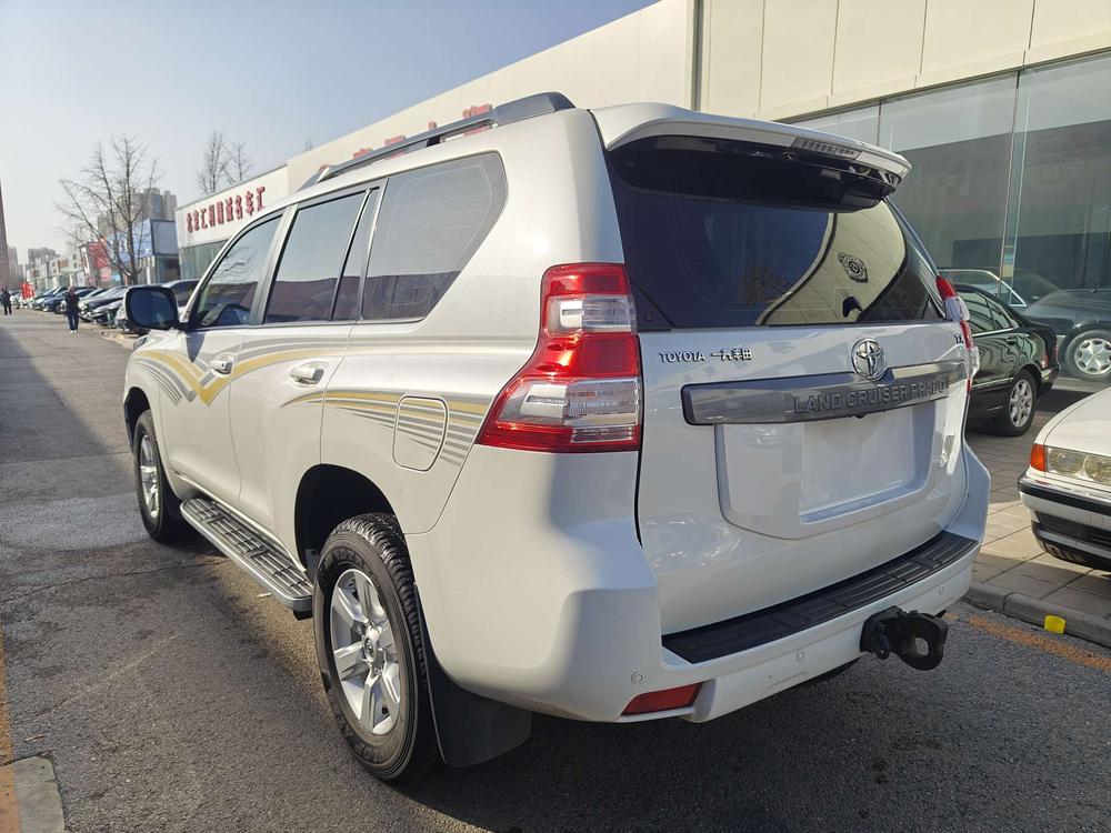 Toyota Prado