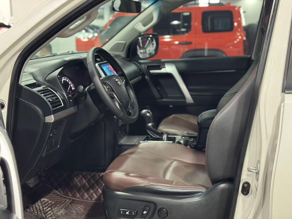 Toyota Prado