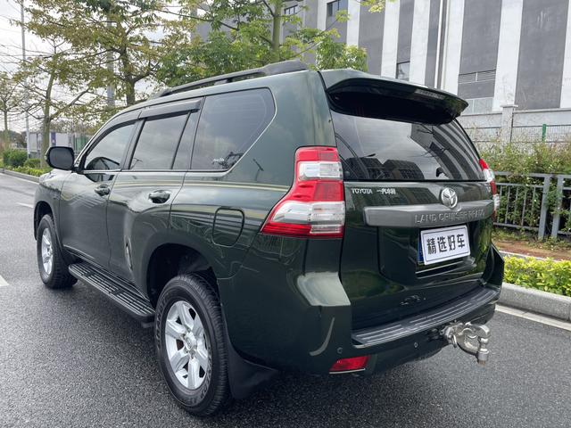 Toyota Prado