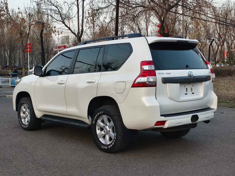 Toyota Prado