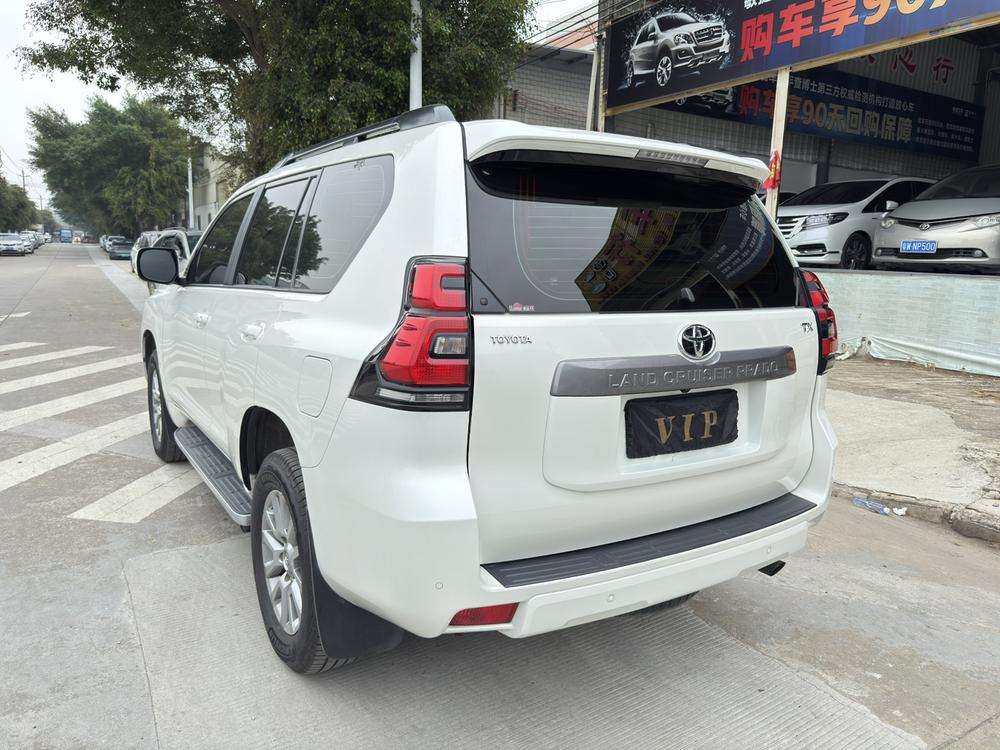 Toyota Prado