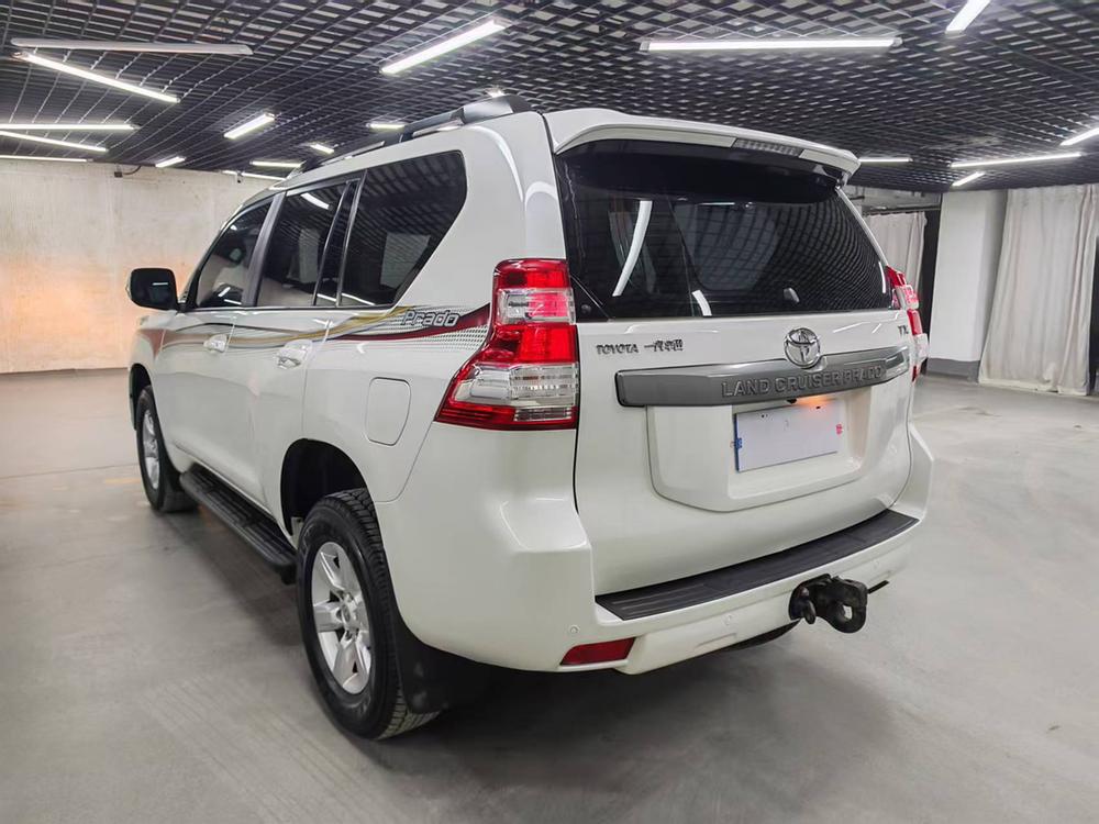 Toyota Prado