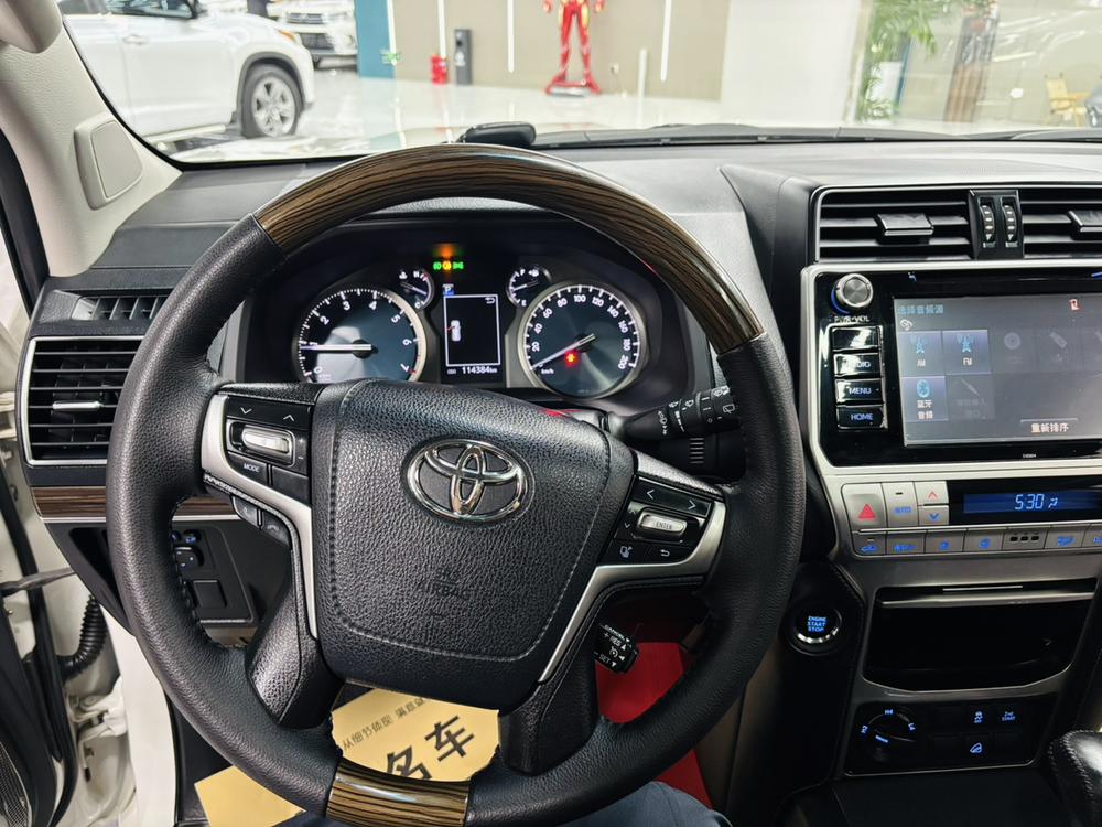 Toyota Prado
