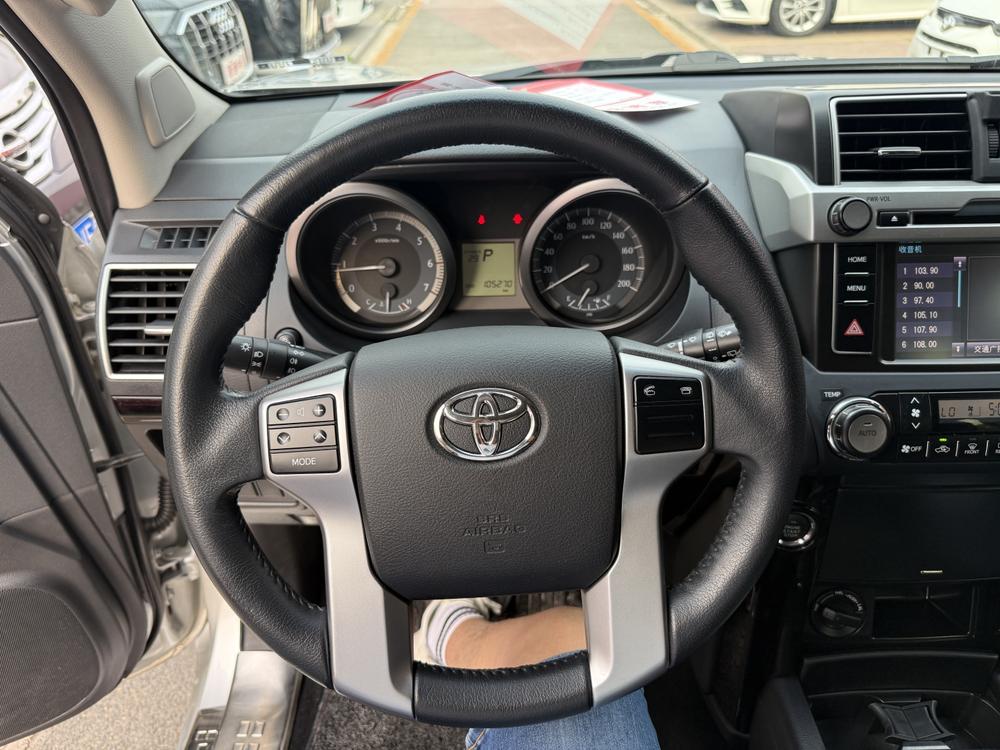 Toyota Prado