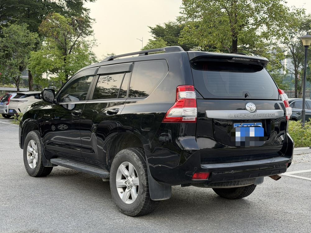 Toyota Prado