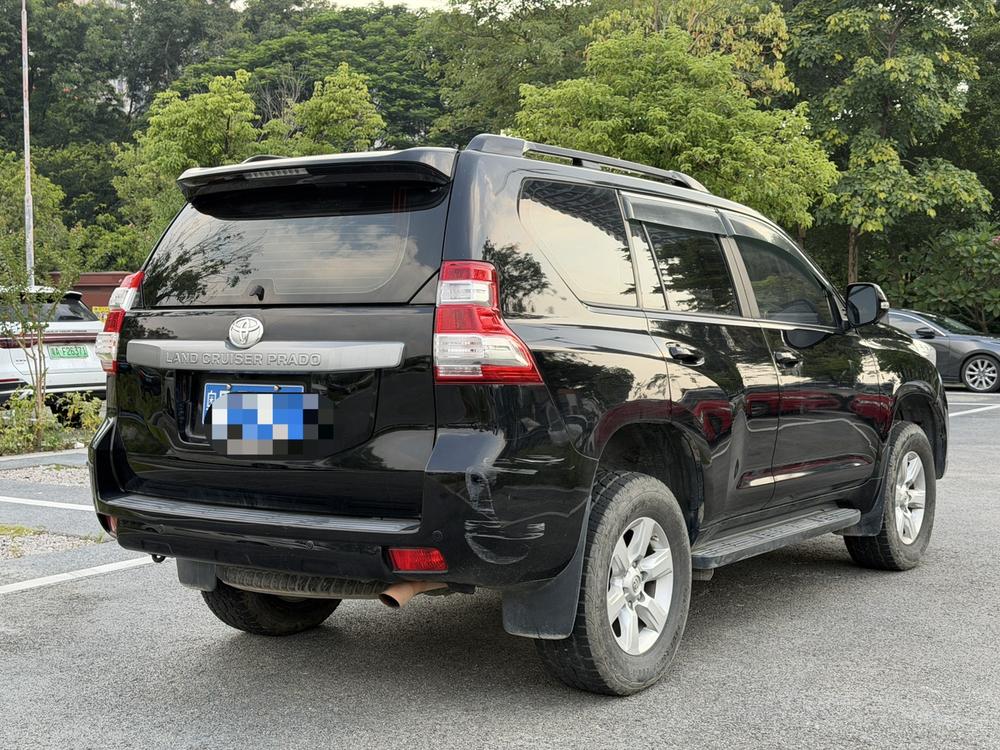 Toyota Prado