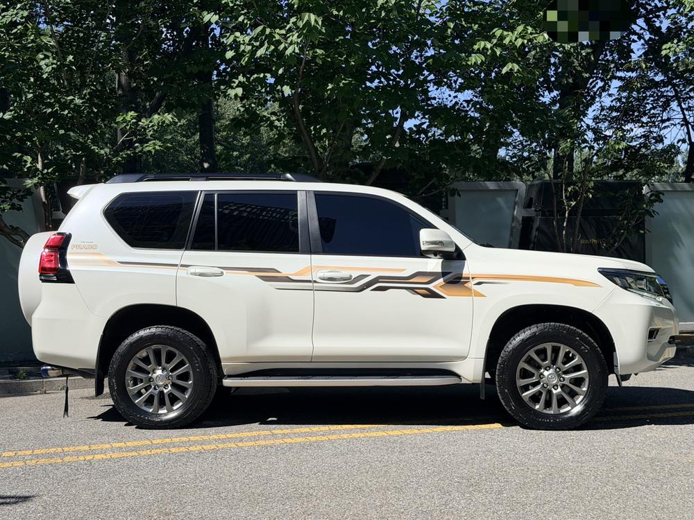 Toyota Prado
