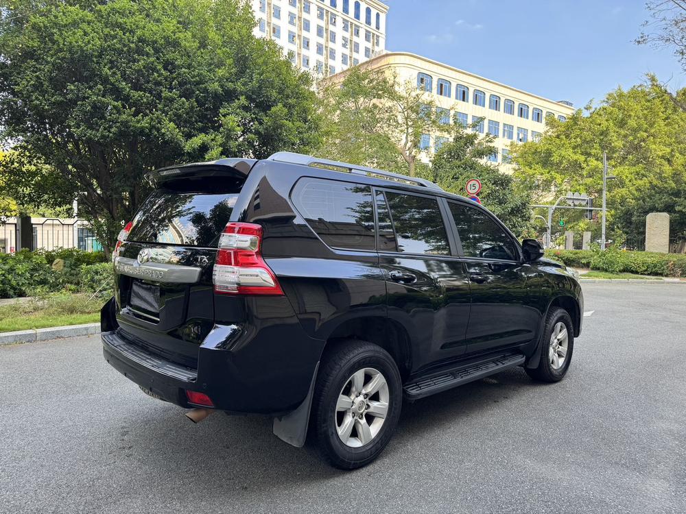 Toyota Prado