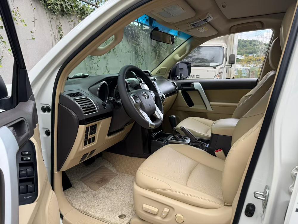Toyota Prado