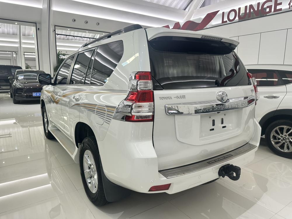 Toyota Prado