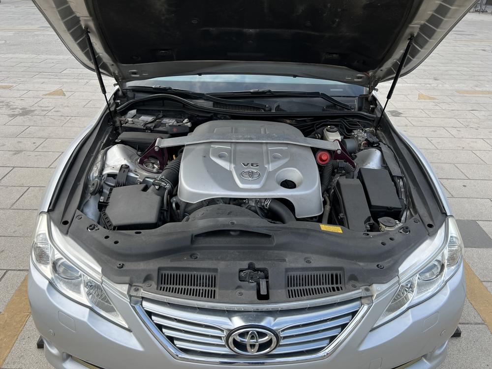 Toyota Reiz