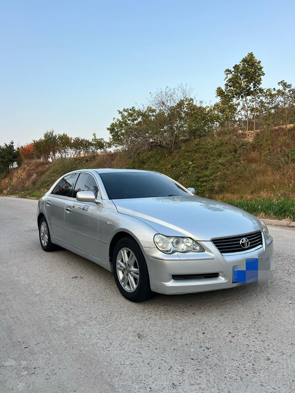 Toyota Reiz