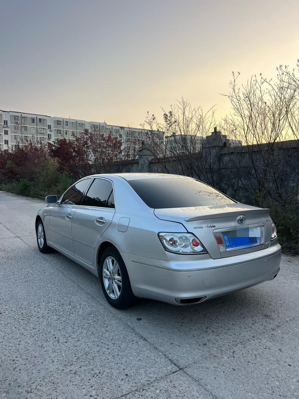 Toyota Reiz