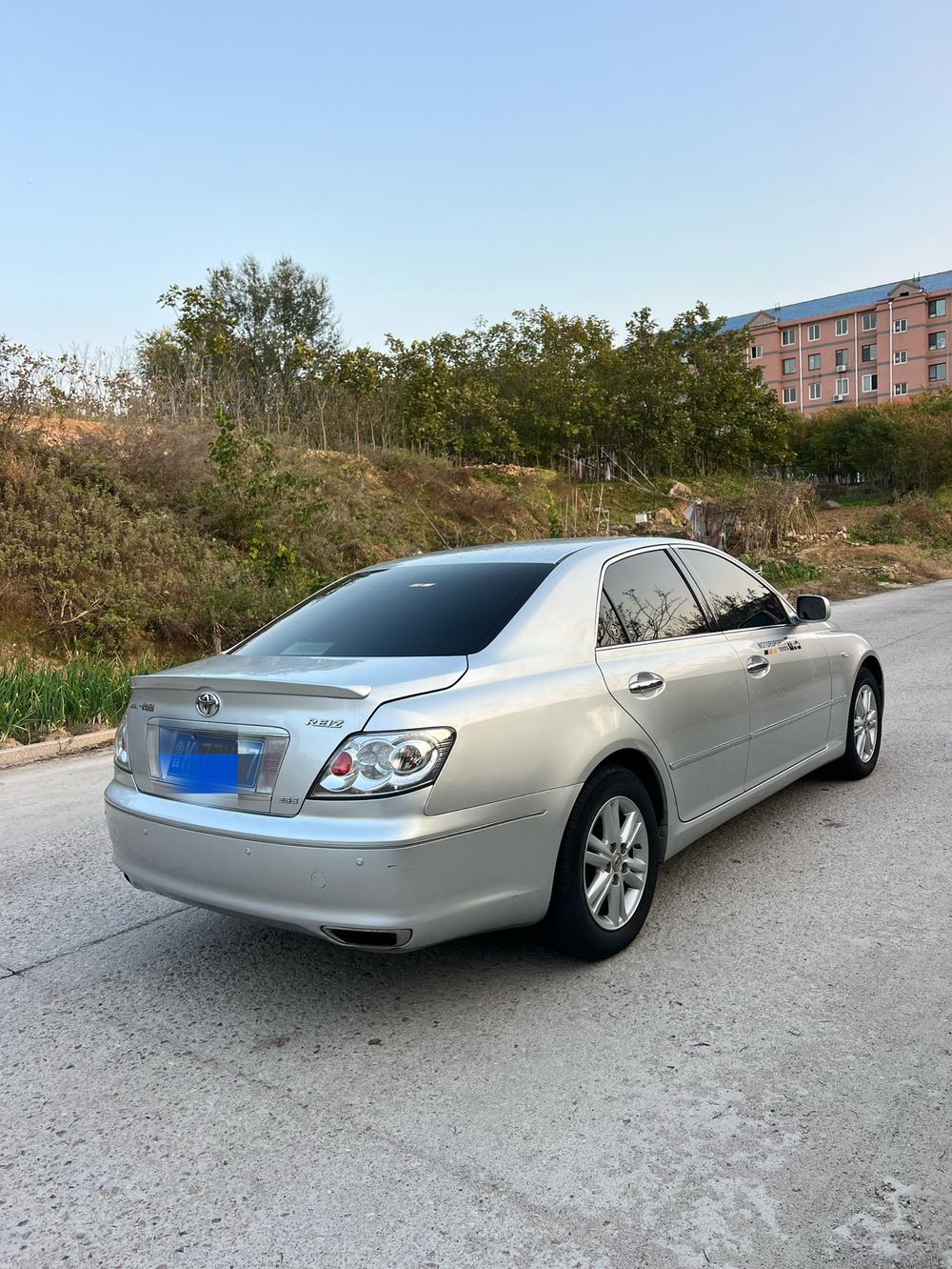 Toyota Reiz