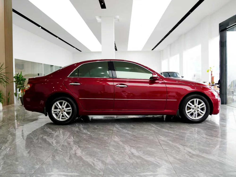 Toyota Reiz