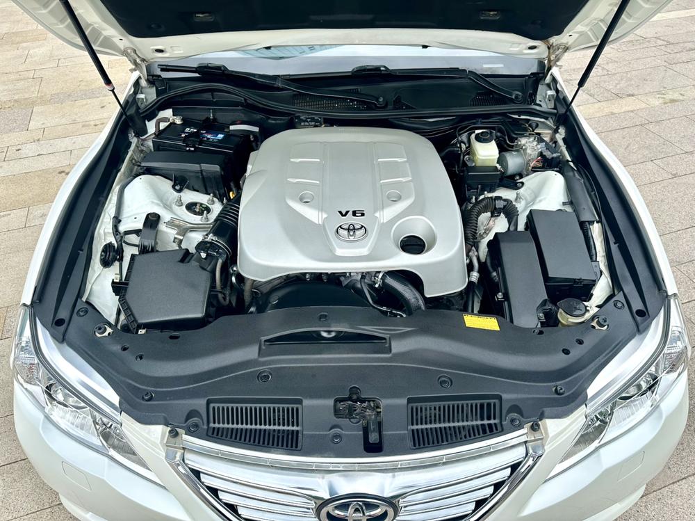 Toyota Reiz