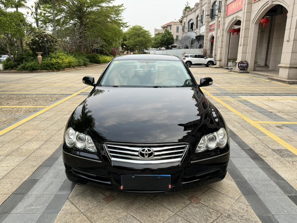 Toyota Reiz